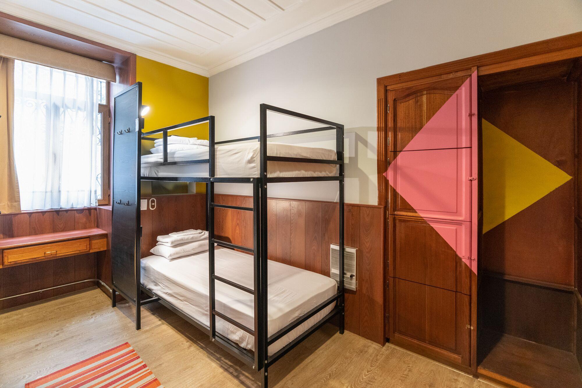 Selina Hotel 3*