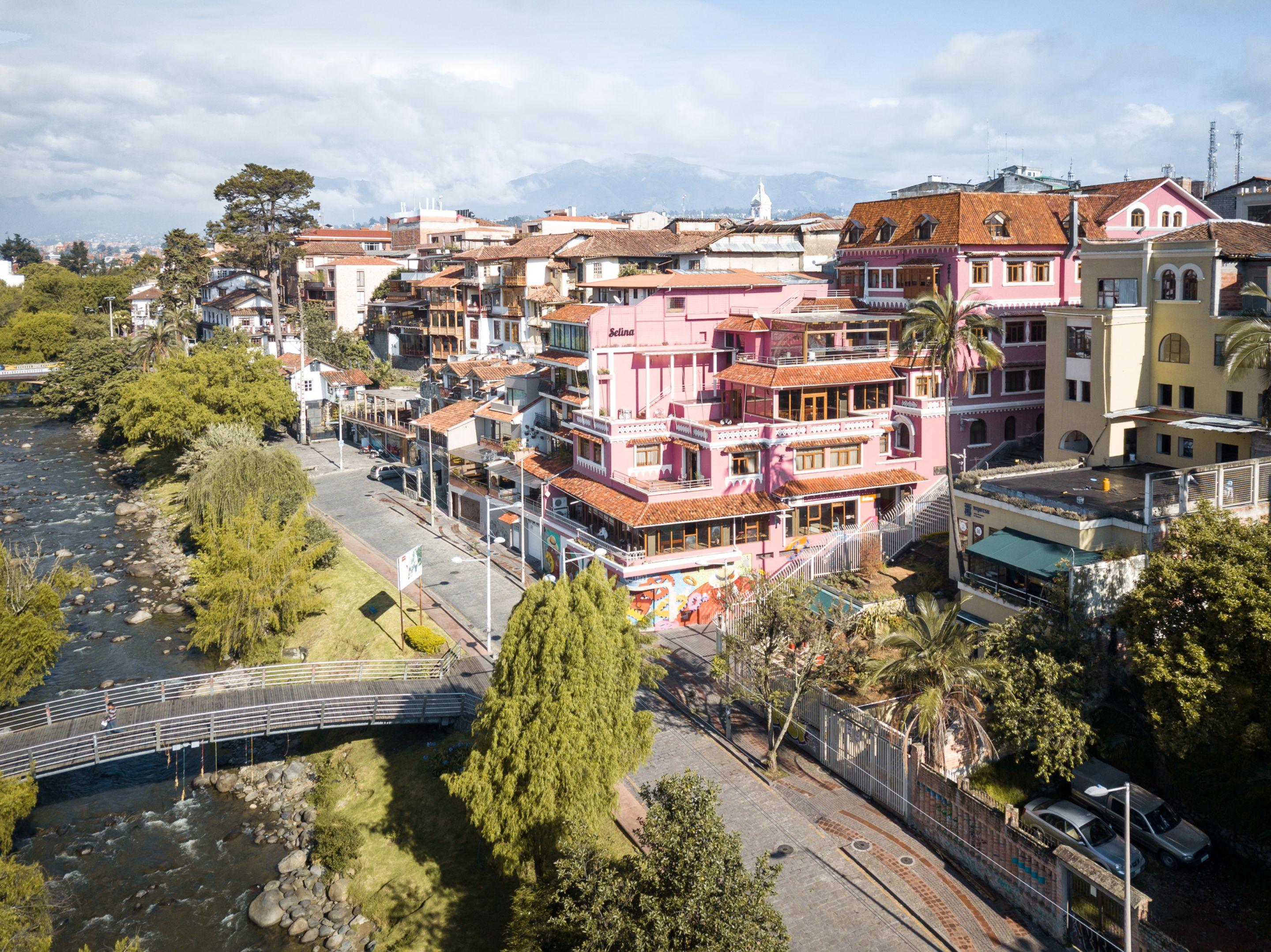 Hotel Selina Cuenca